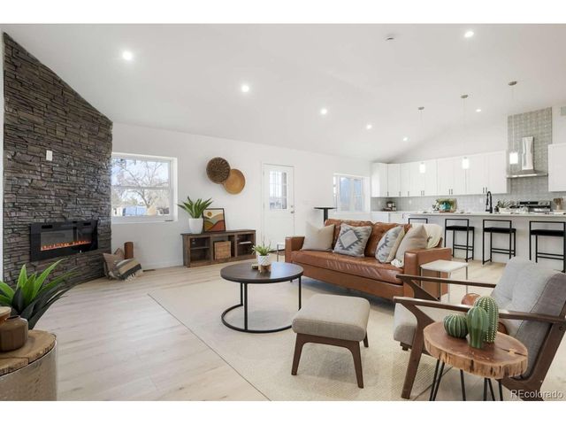 1235 S Irving St, Denver, CO 80219