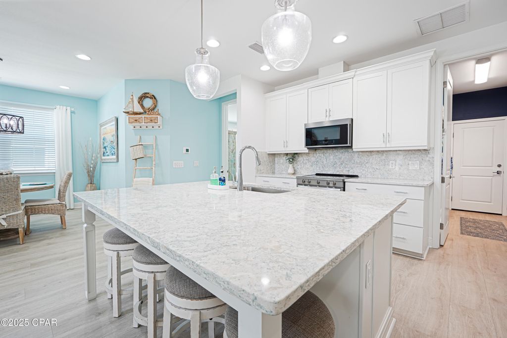 Image 8 of property listing at 8341 Fins Up Court, Panama City Beach, FL 32413