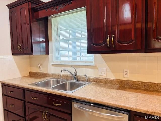 222 Valley View Drive, Cuba, MO 65453