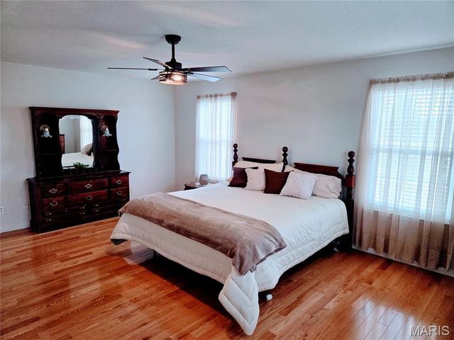 222 Valley View Drive, Cuba, MO 65453