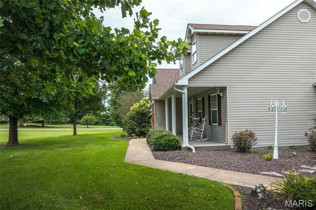 222 Valley View Drive, Cuba, MO 65453