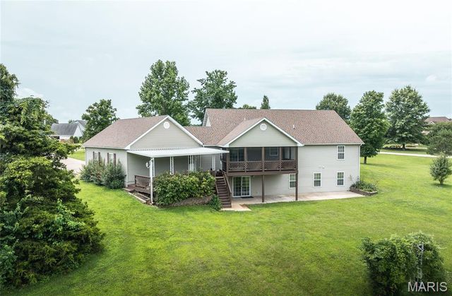 222 Valley View Drive, Cuba, MO 65453