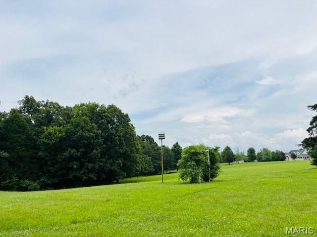 222 Valley View Drive, Cuba, MO 65453