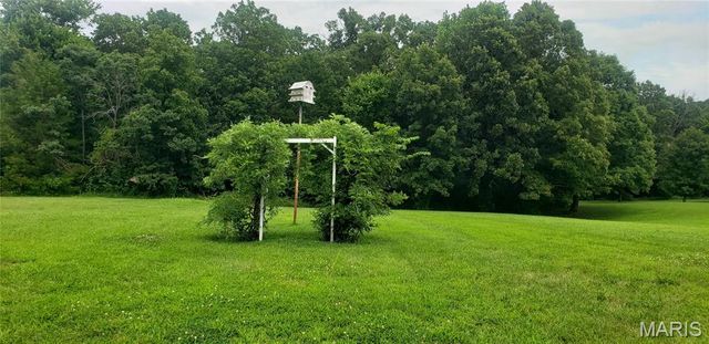 222 Valley View Drive, Cuba, MO 65453