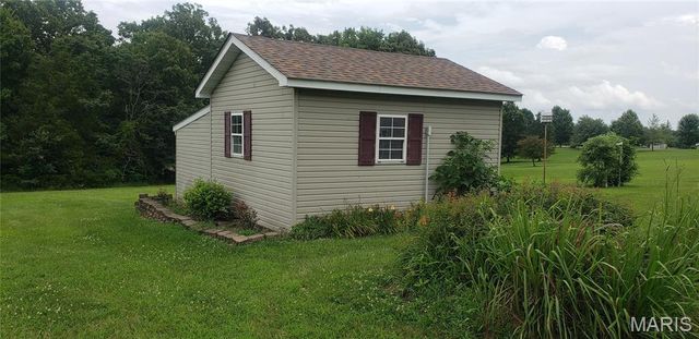 222 Valley View Drive, Cuba, MO 65453