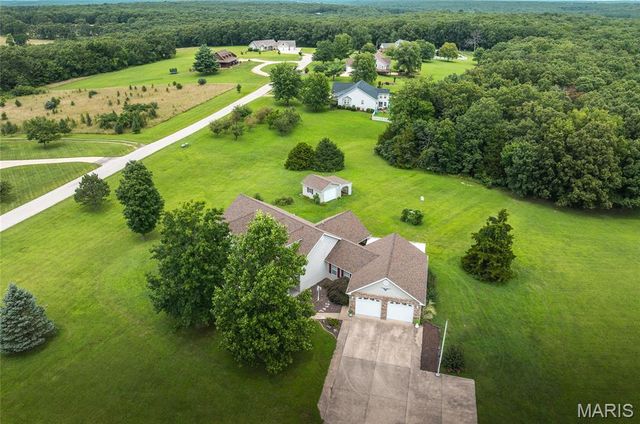 222 Valley View Drive, Cuba, MO 65453