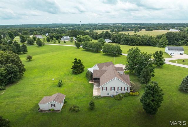 222 Valley View Drive, Cuba, MO 65453