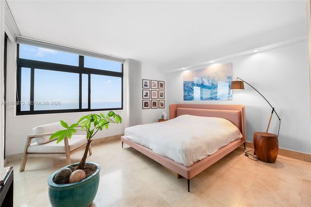 1581 Brickell Ave 2302, Miami, FL 33129