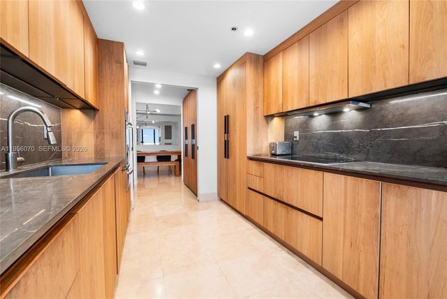 1581 Brickell Ave 2302, Miami, FL 33129