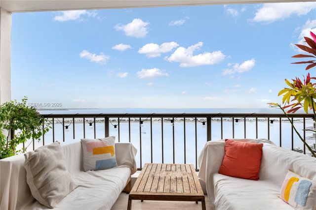 1581 Brickell Ave 2302, Miami, FL 33129