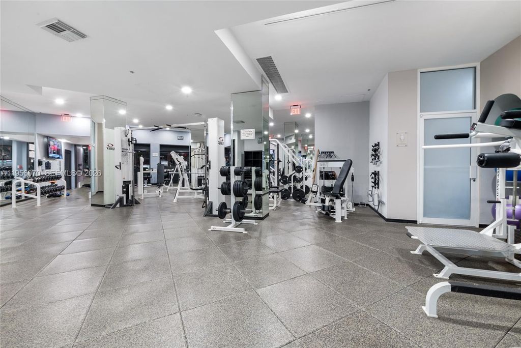 Image 33 of property listing at 1581 Brickell Ave 2302, Miami, FL 33129