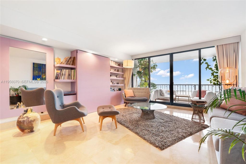 Image 8 of property listing at 1581 Brickell Ave 2302, Miami, FL 33129
