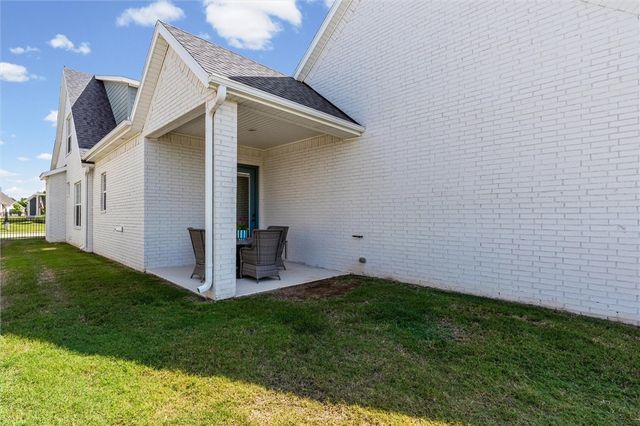 6781 Summer Hill Cove, Springdale, AR 72762
