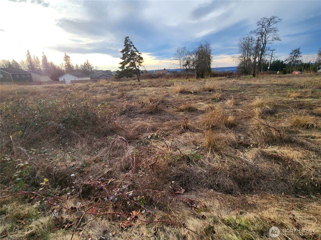 8420 83rd Avenue NE, Marysville, WA 98270