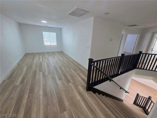 8489 Galliano Avenue, Las Vegas, NV 89117