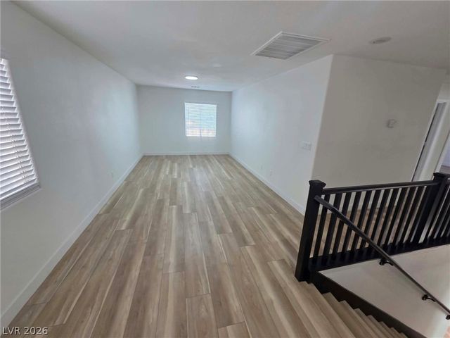 8489 Galliano Avenue, Las Vegas, NV 89117