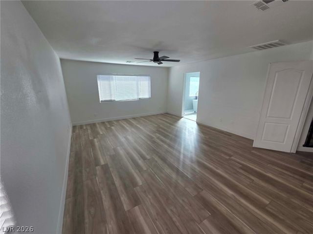 8489 Galliano Avenue, Las Vegas, NV 89117
