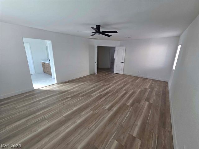 8489 Galliano Avenue, Las Vegas, NV 89117