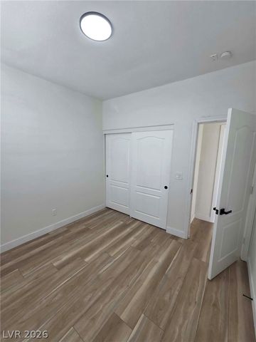 8489 Galliano Avenue, Las Vegas, NV 89117