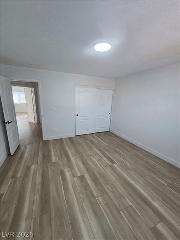 8489 Galliano Avenue, Las Vegas, NV 89117