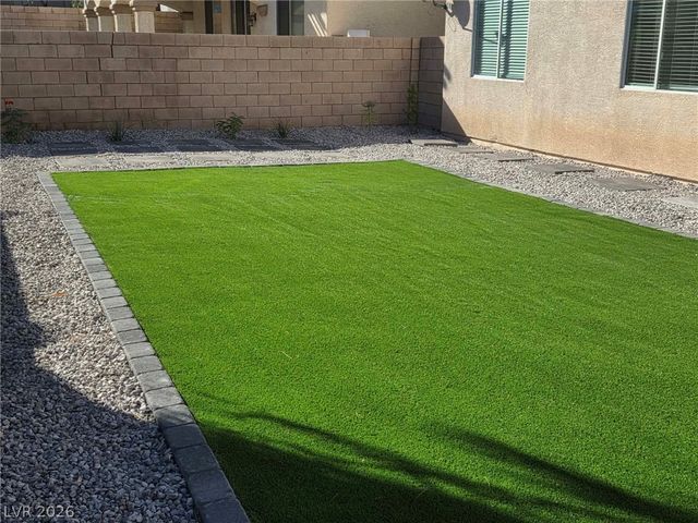 8489 Galliano Avenue, Las Vegas, NV 89117