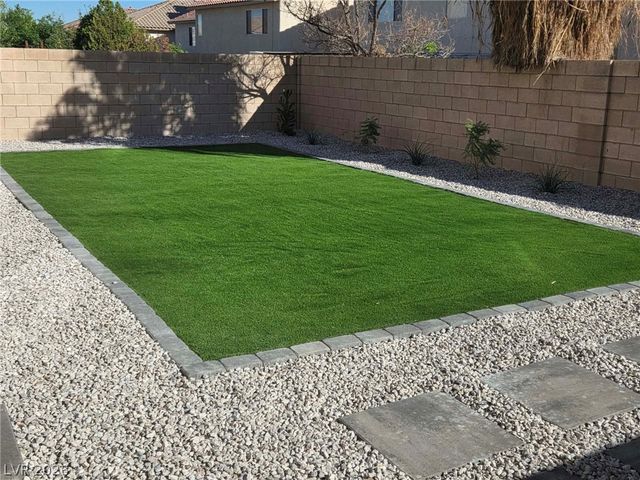 8489 Galliano Avenue, Las Vegas, NV 89117