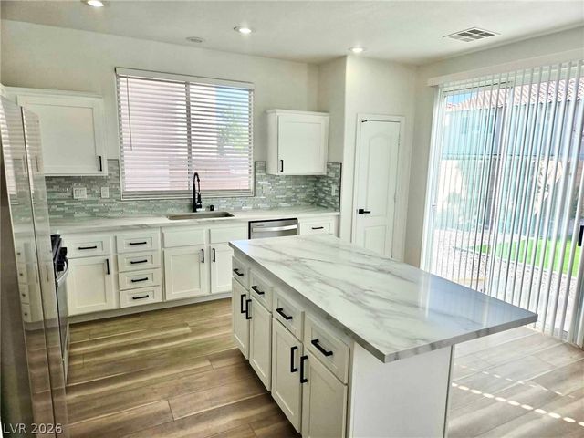 8489 Galliano Avenue, Las Vegas, NV 89117