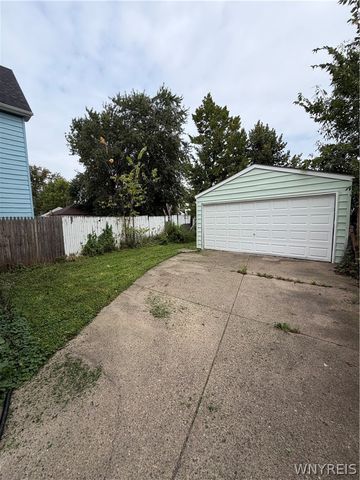 75 Chadduck Avenue, Buffalo, NY 14207