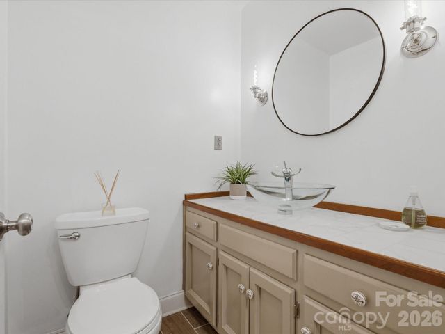 26 Honeysuckle Woods, Clover, SC 29710