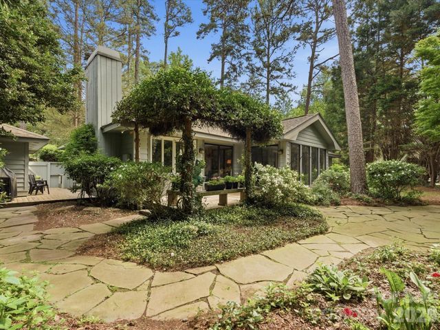 26 Honeysuckle Woods, Clover, SC 29710