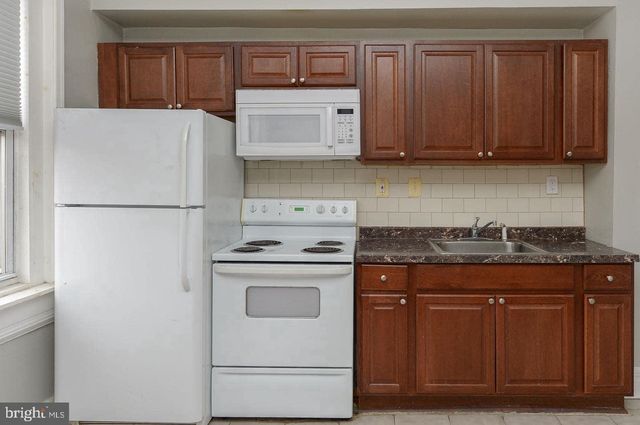 1517 N 17TH ST, Philadelphia, PA 19121