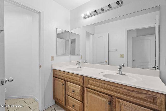 405 Camino Dona Cydney, Nogales, AZ 85621