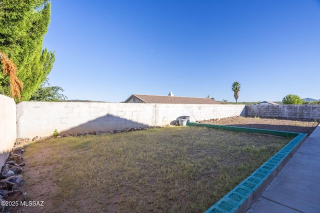405 Camino Dona Cydney, Nogales, AZ 85621