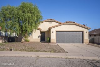 405 Camino Dona Cydney, Nogales, AZ 85621