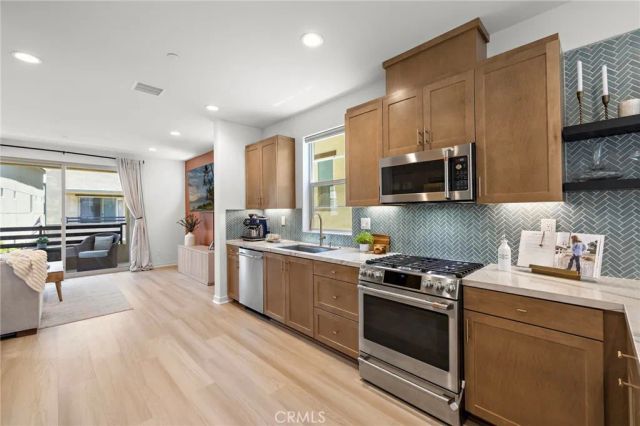 222 Goldfinch Street, Rancho Mission Viejo, CA 92694
