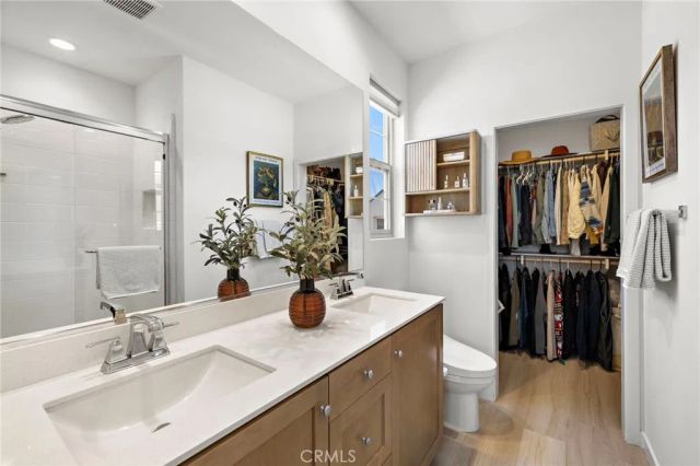 222 Goldfinch Street, Rancho Mission Viejo, CA 92694