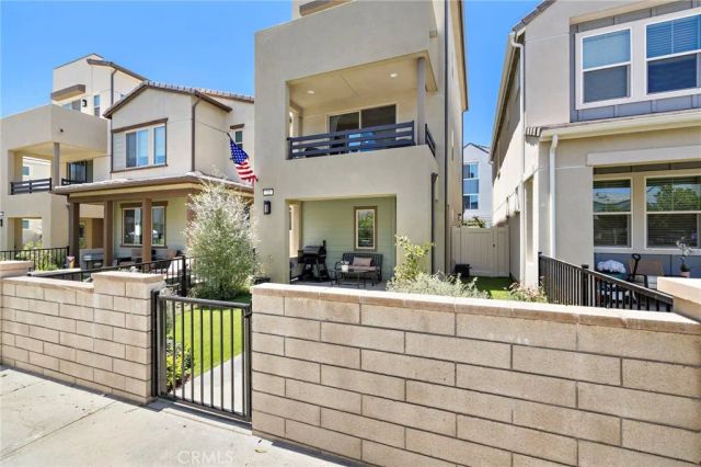 222 Goldfinch Street, Rancho Mission Viejo, CA 92694