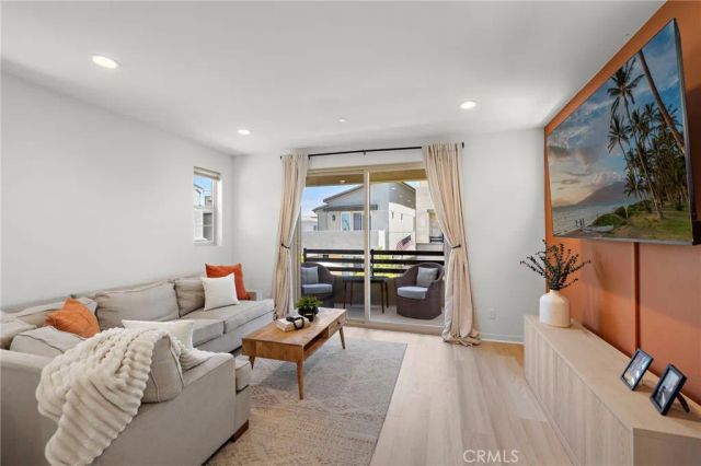 222 Goldfinch Street, Rancho Mission Viejo, CA 92694