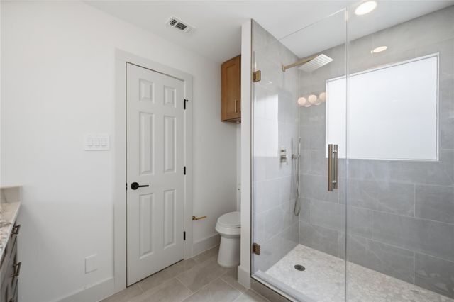 2606 Nantucket Drive, Houston, TX 77057