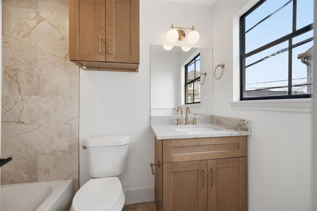 2606 Nantucket Drive, Houston, TX 77057