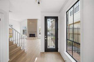 2606 Nantucket Drive, Houston, TX 77057