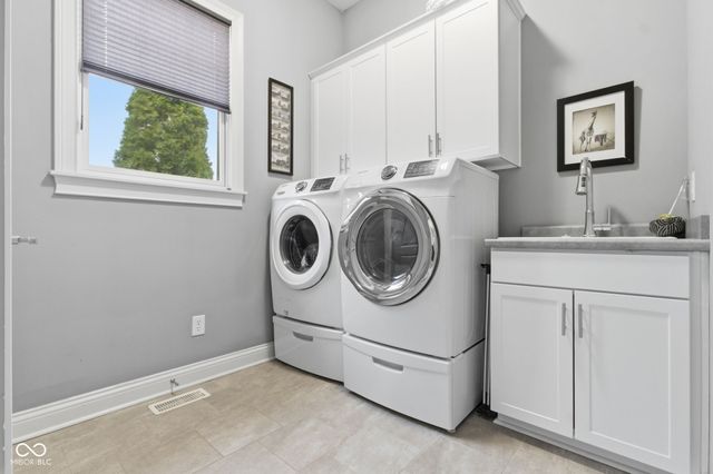 781 1st Avenue NW, Carmel, IN 46032