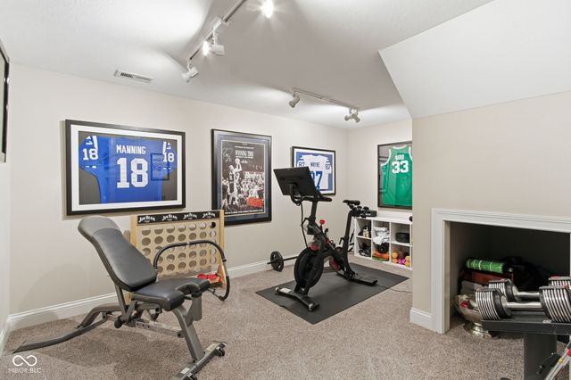 781 1st Avenue NW, Carmel, IN 46032