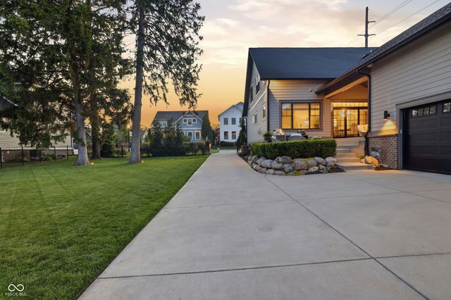 781 1st Avenue NW, Carmel, IN 46032