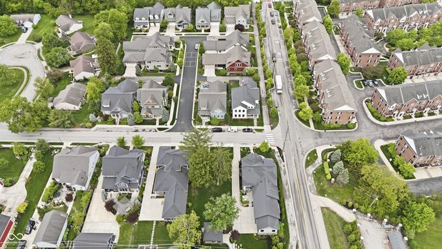 781 1st Avenue NW, Carmel, IN 46032