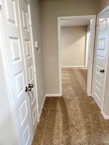 946 Grand Emperor, Houston, TX 77073