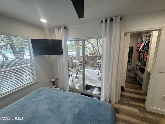 70 Helmsman Way Apt 1405, Hilton Head Island, SC 29928