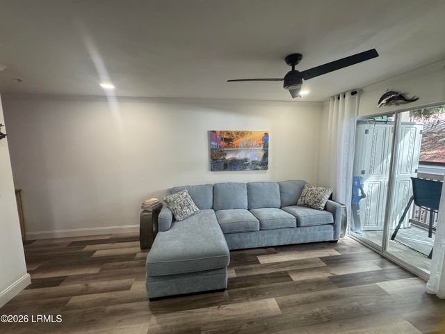 70 Helmsman Way Apt 1405, Hilton Head Island, SC 29928