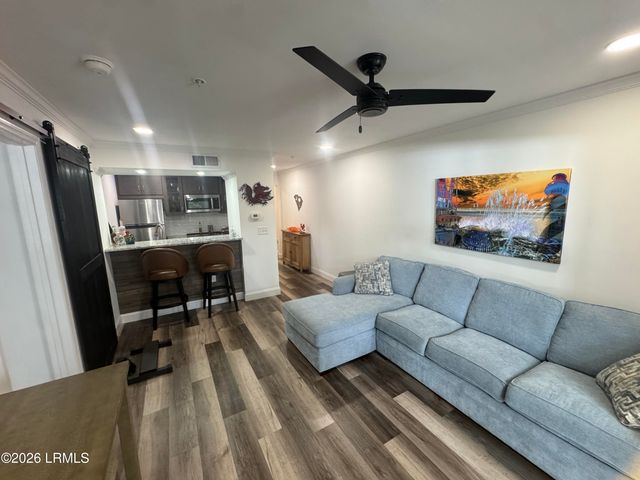 70 Helmsman Way Apt 1405, Hilton Head Island, SC 29928
