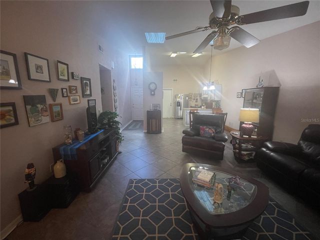 324 NW 48TH BOULEVARD K, Gainesville, FL 32607